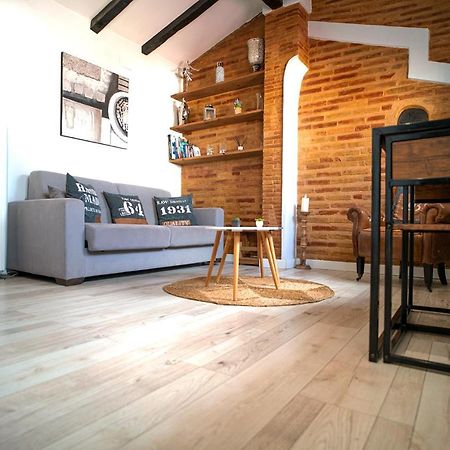Atico Con Terraza Y Jacuzzi En El Centro Διαμέρισμα Βαλένθια Δωμάτιο φωτογραφία